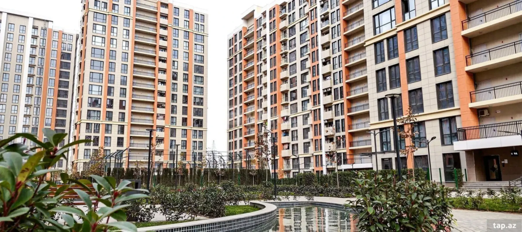Satılır 4 otaqlı yeni tikili 102 m²