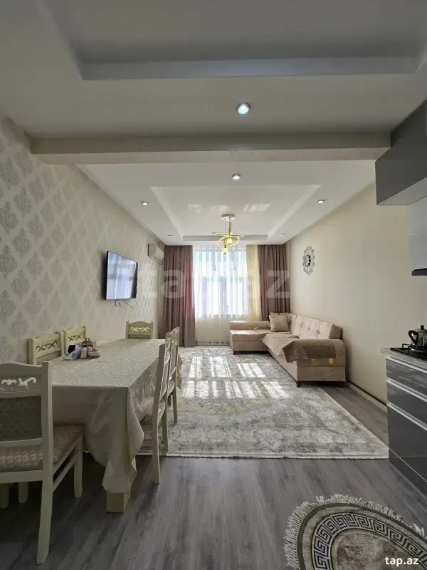 Satılır 2 otaqlı yeni tikili 81 m²
