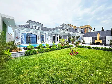 Satılır 5 otaqlı həyət evi 220 m² — Bakı, Mərdəkan 5 otaq 220.00 m²