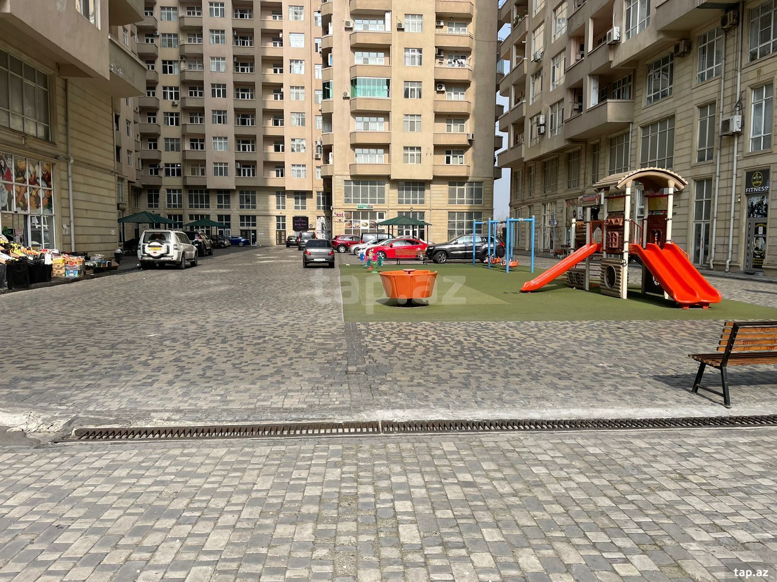 Satılır 6 otaqlı yeni tikili 270 m²