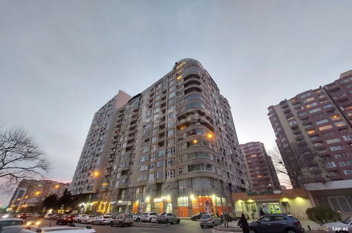 Kirayə verilir 3 otaqlı mənzil 95 m²