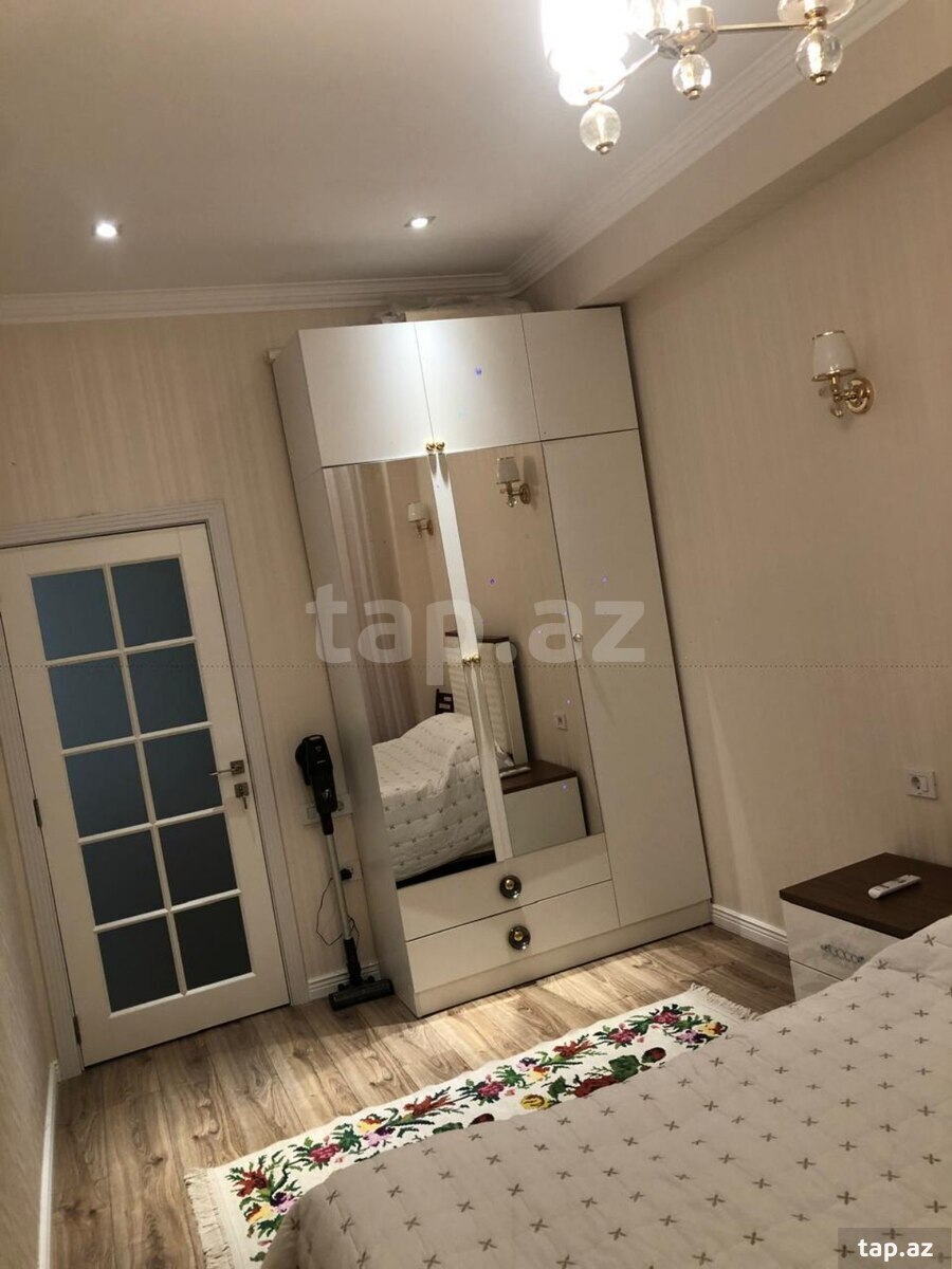 Kirayə verilir 2 otaqlı yeni tikili 68 m²