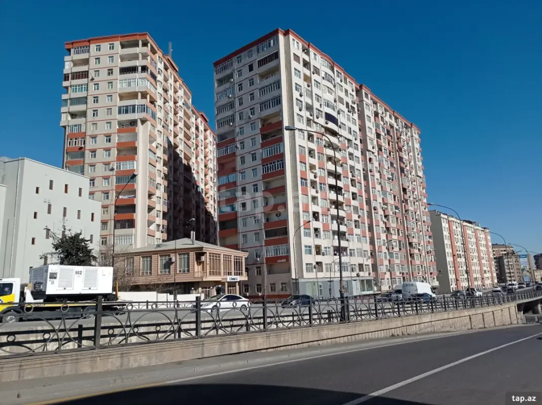 Kirayə verilir 3 otaqlı yeni tikili 85 m²