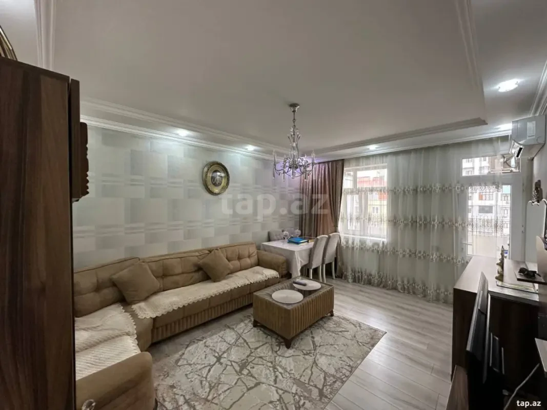 Satılır 4 otaqlı mənzil 110 m²
