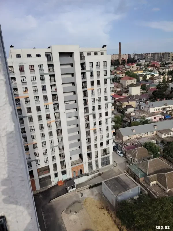 Satılır 3 otaqlı yeni tikili 80 m²