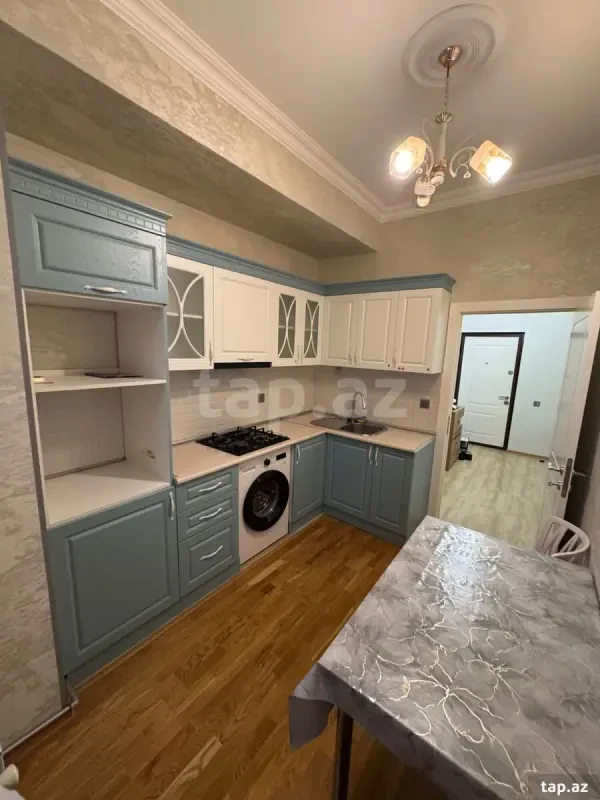Kirayə verilir 2 otaqlı yeni tikili 68 m²