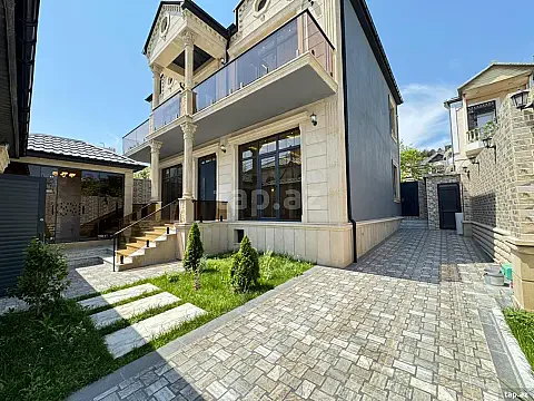 Satılır 5 otaqlı həyət evi 180 m² — Bakı 5 otaq 180.00 m²