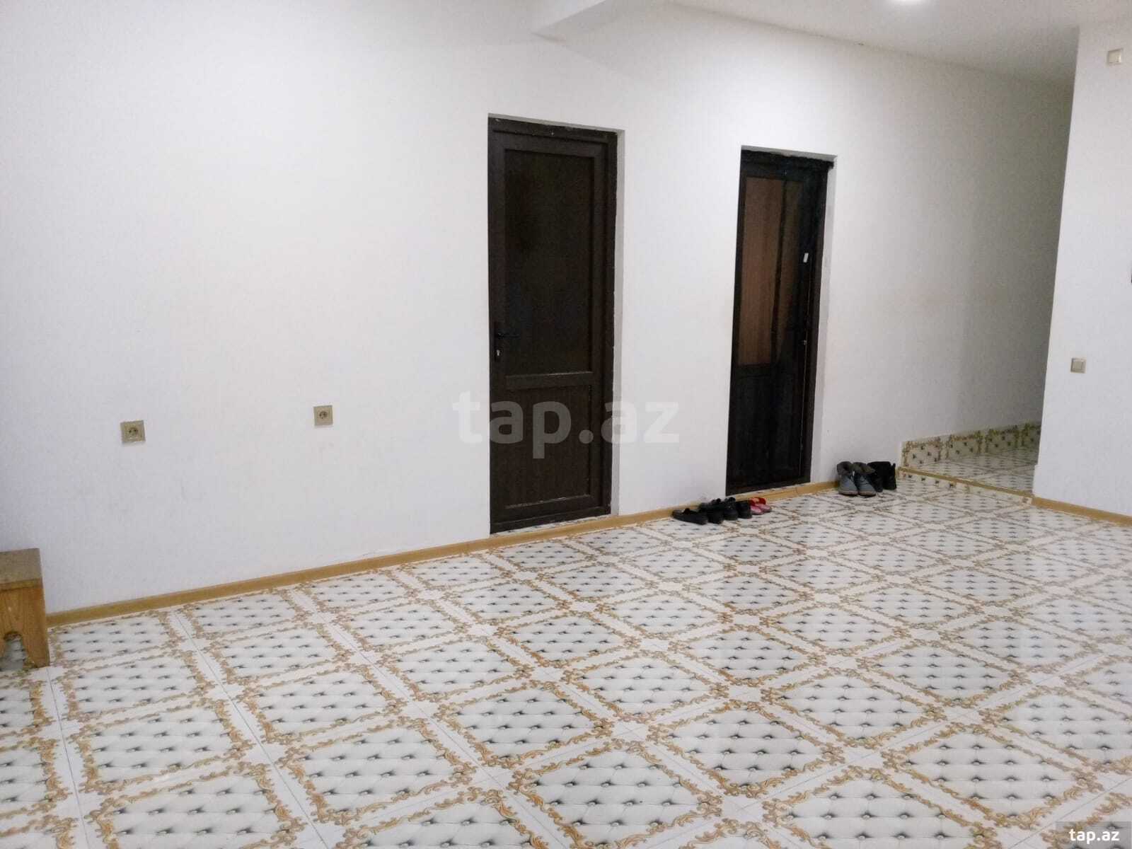 Satılır 6 otaqlı həyət evi 250 m²