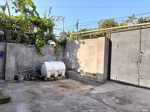 Satılır 3 otaqlı həyət evi 90 m² — Bakı 3 otaq 90.00 m²
