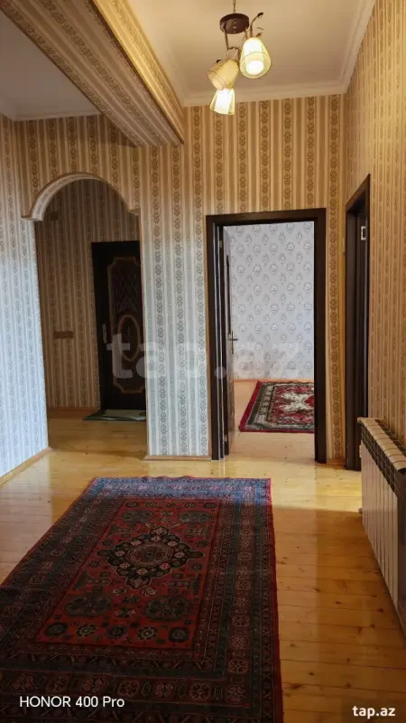 Kirayə verilir 2 otaqlı yeni tikili 90 m²