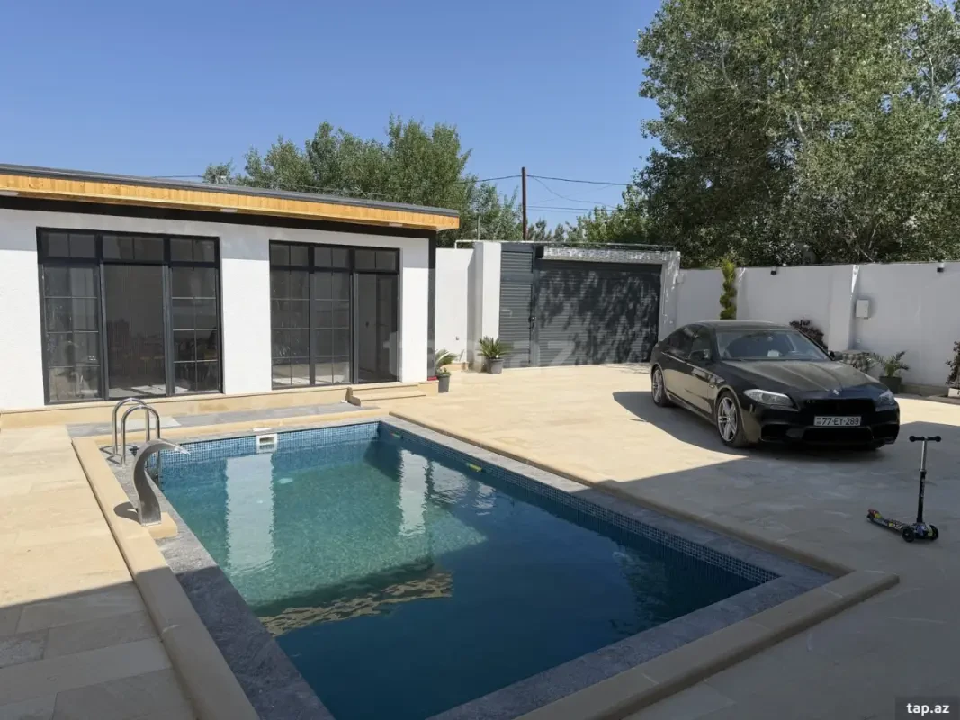 Satılır 5 otaqlı həyət evi 200 m²