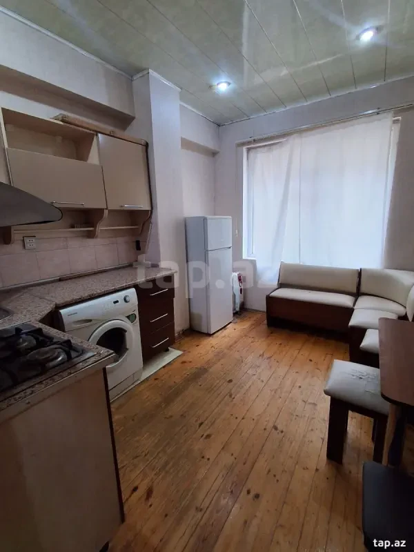 Kirayə verilir 1 otaqlı yeni tikili 37 m²