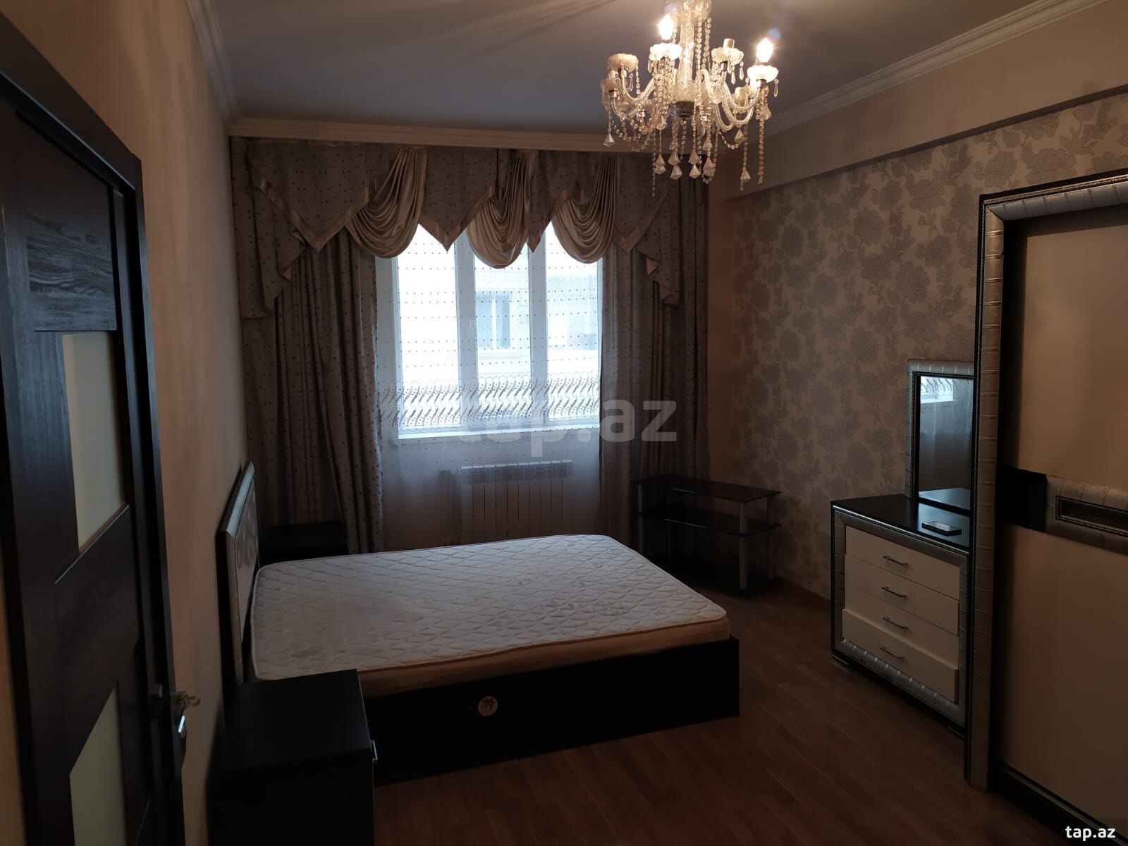 Kirayə verilir 1 otaqlı yeni tikili 42 m²