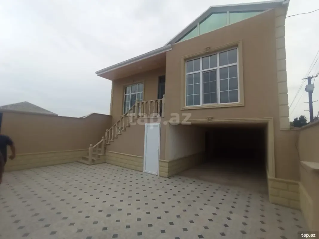 Satılır 3 otaqlı həyət evi 130 m²