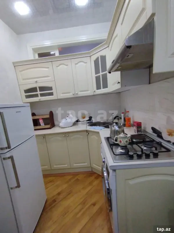 Kirayə verilir 2 otaqlı yeni tikili 60 m²