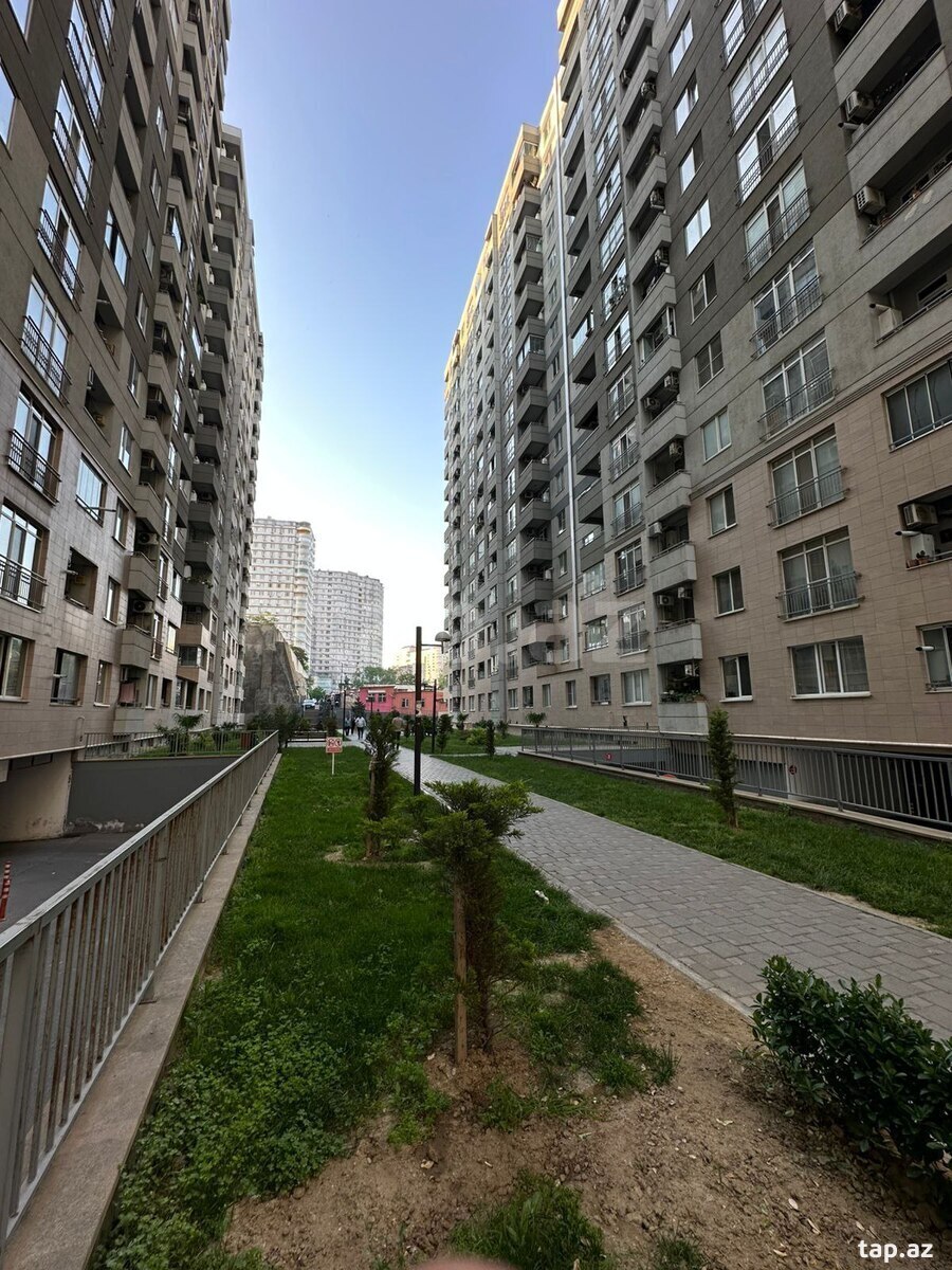 Satılır 2 otaqlı yeni tikili 47 m²
