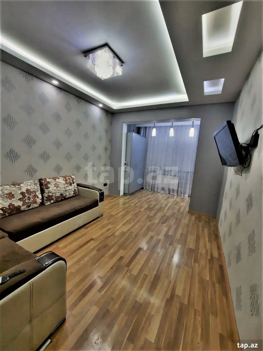 Kirayə verilir 2 otaqlı mənzil 60 m²