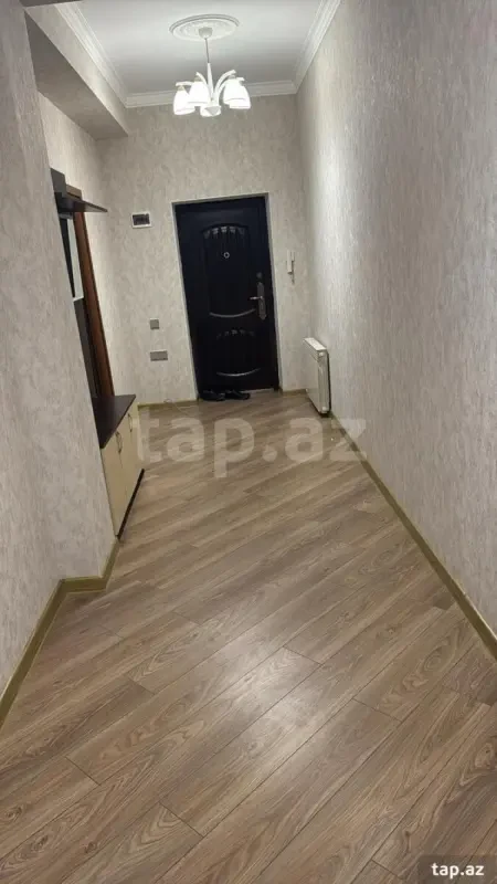 Kirayə verilir 3 otaqlı yeni tikili 85 m²