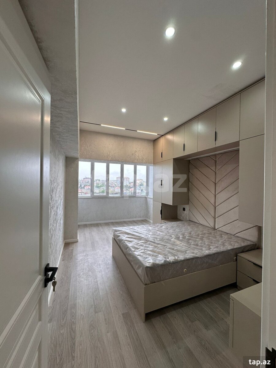 Kirayə verilir 2 otaqlı yeni tikili 73 m²