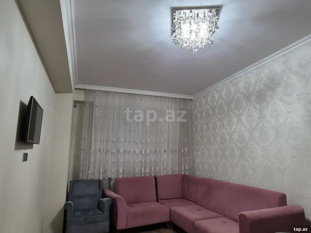 Kirayə verilir 2 otaqlı yeni tikili 70 m²