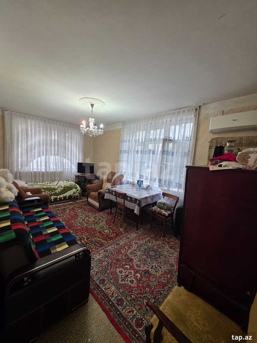Satılır 1 otaqlı mənzil 40 m²