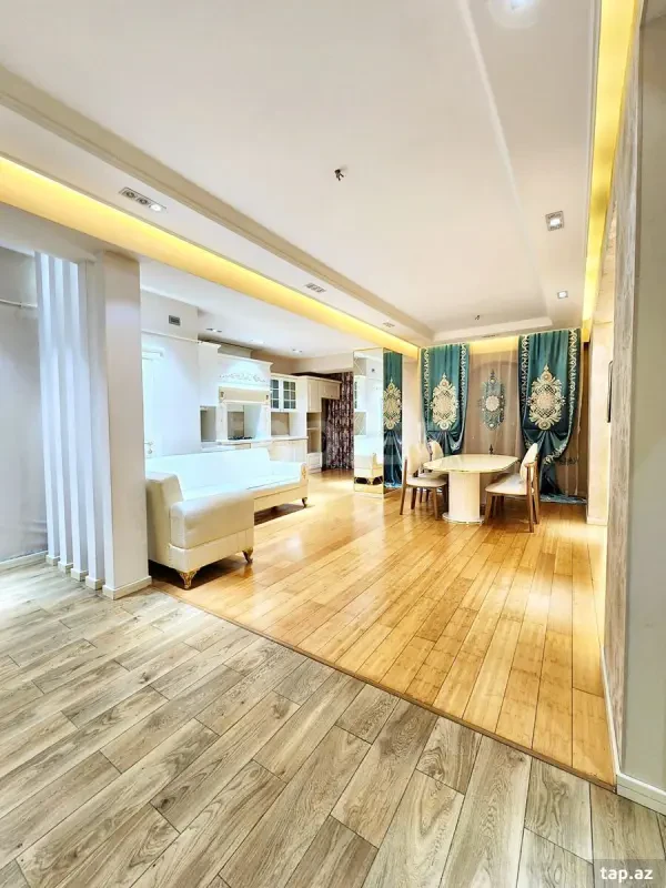 Kirayə verilir 2 otaqlı yeni tikili 85 m²