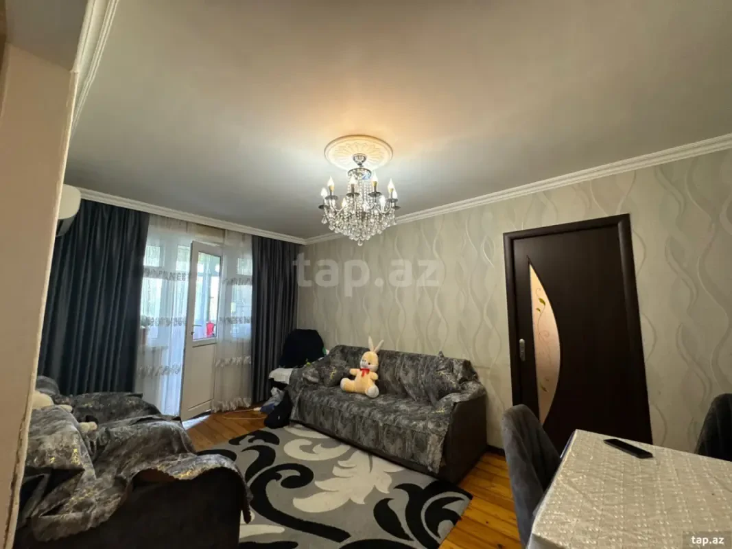 Satılır 2 otaqlı mənzil 45 m²
