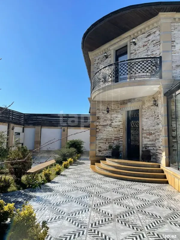 Kirayə verilir 3 otaqlı həyət evi 200 m²