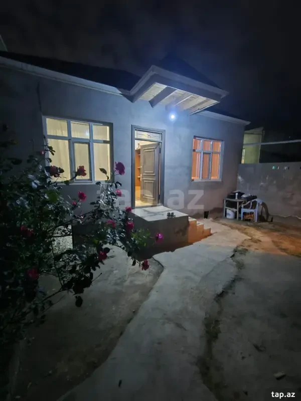Satılır 3 otaqlı həyət evi 70 m²