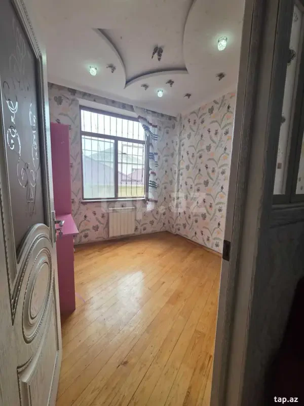 Kirayə verilir 2 otaqlı yeni tikili 54 m²