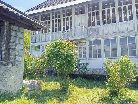 Satılır 6 otaqlı həyət evi 123 m² — Şəki 6 otaq 123.00 m²
