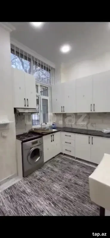 Satılır 1 otaqlı mənzil 38 m²