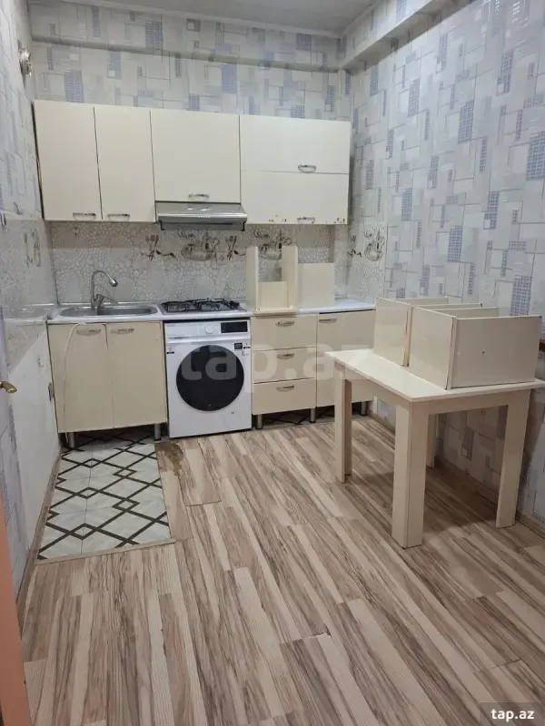 Kirayə verilir 2 otaqlı yeni tikili 50 m²