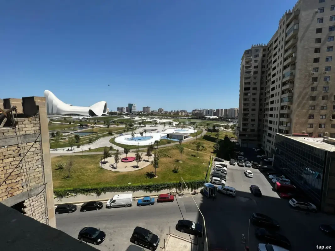 Kirayə verilir 2 otaqlı yeni tikili 96 m²