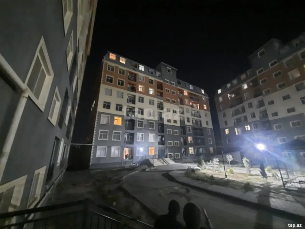 Kirayə verilir 1 otaqlı yeni tikili 44 m²