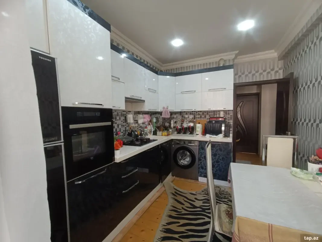 Satılır 3 otaqlı yeni tikili 85 m²