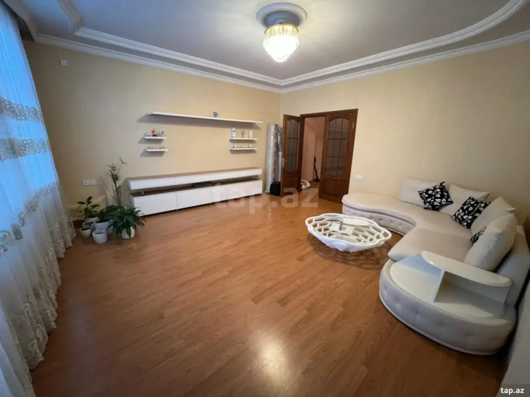 Satılır 3 otaqlı yeni tikili 107 m²