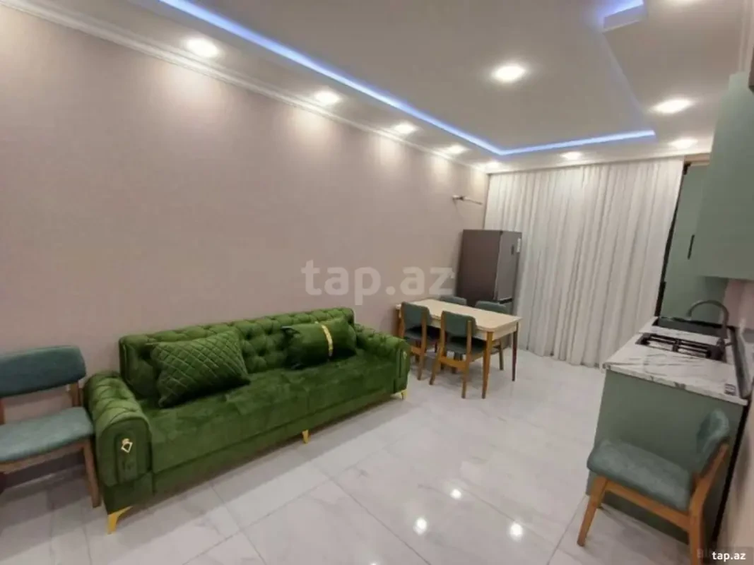 Kirayə verilir 2 otaqlı yeni tikili 62 m²