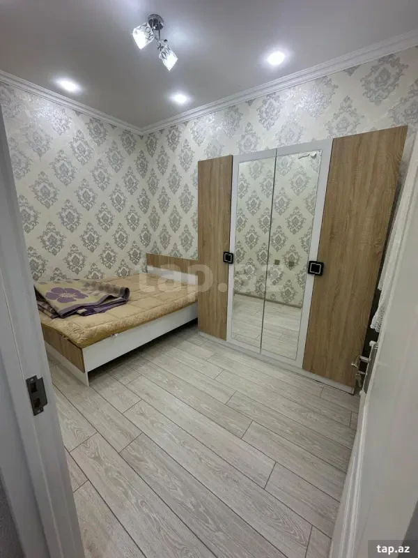 Kirayə verilir 2 otaqlı yeni tikili 65 m²