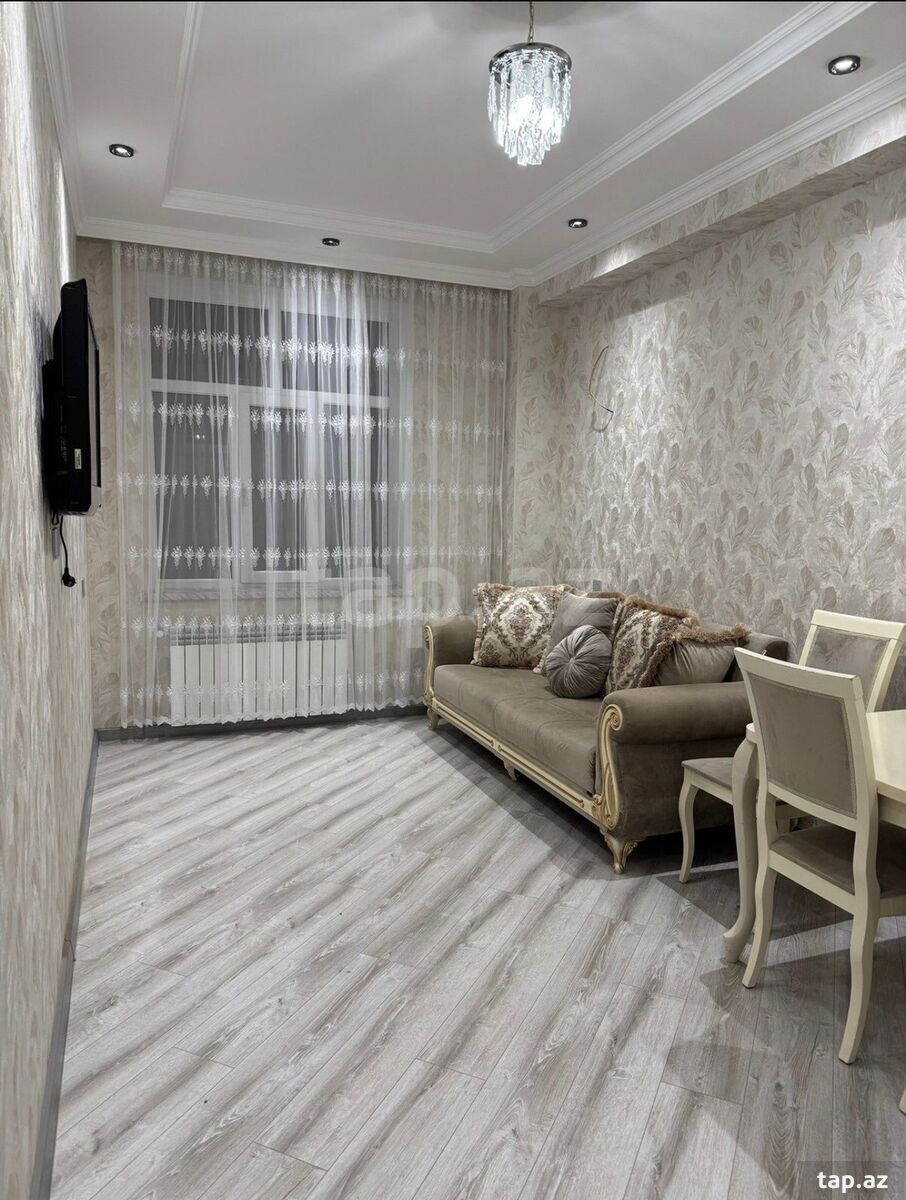 Kirayə verilir 3 otaqlı yeni tikili 70 m²