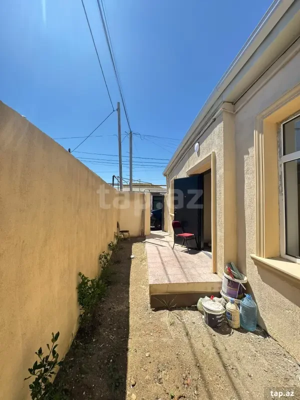 Satılır 2 otaqlı həyət evi 65 m²