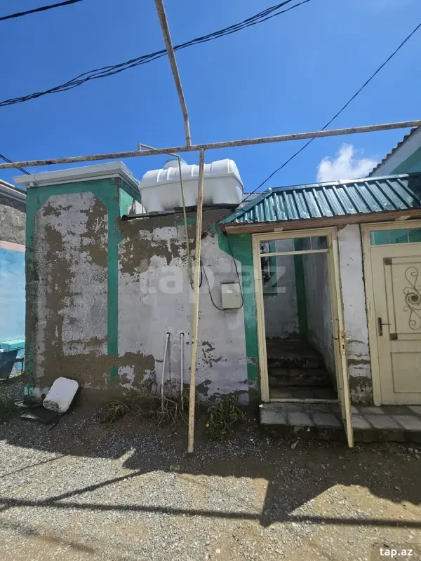 Satılır 2 otaqlı həyət evi 60 m²