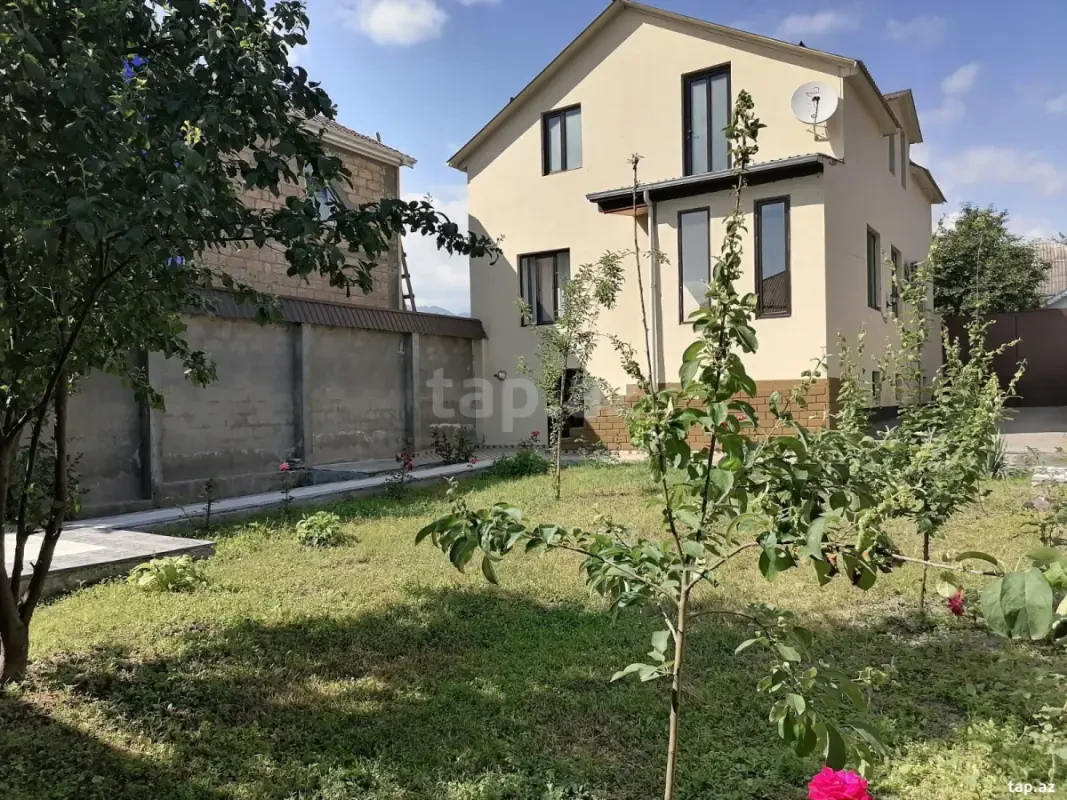 Kirayə verilir 3 otaqlı həyət evi 100 m²