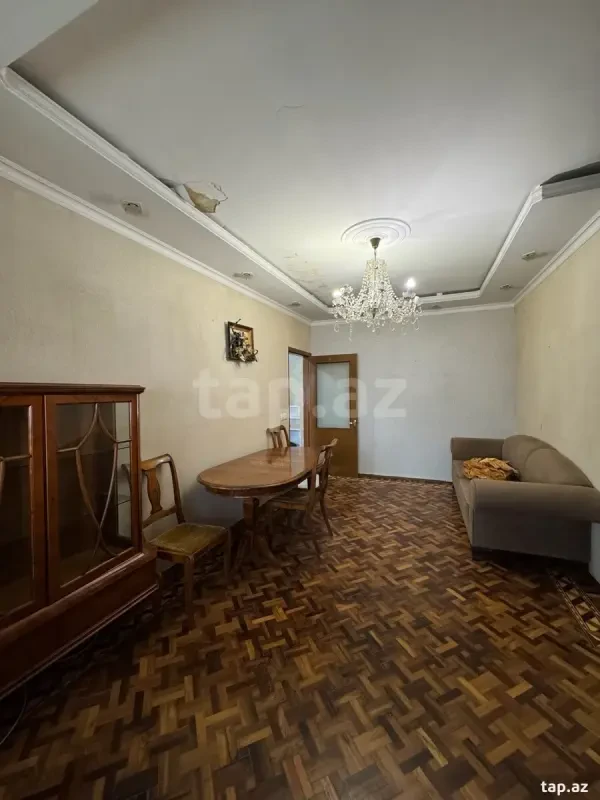 Kirayə verilir 2 otaqlı mənzil 60 m²