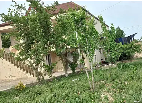 Satılır 3 otaqlı həyət evi 200 m² — Bakı, Əhmədli 3 otaq 200.00 m²