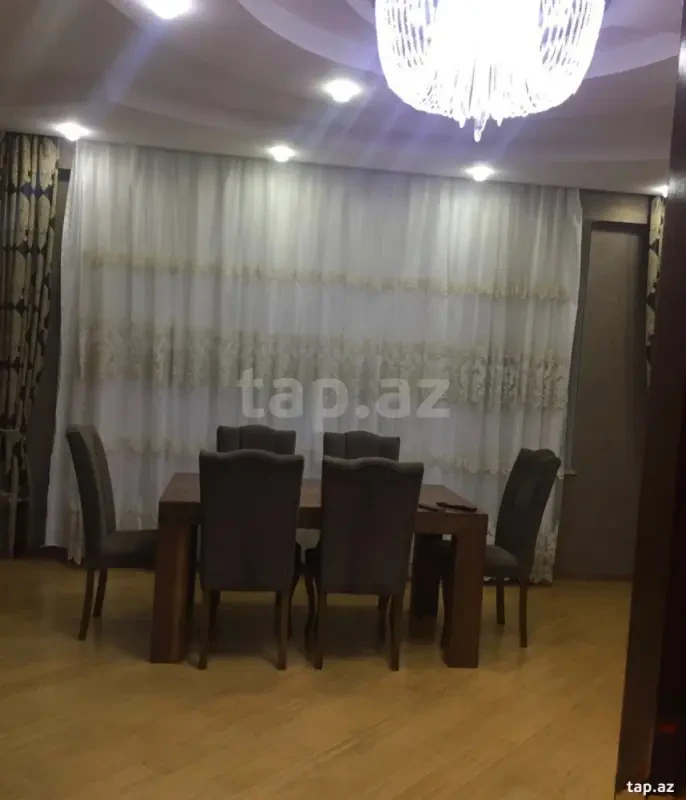 Kirayə verilir 3 otaqlı yeni tikili 125 m²