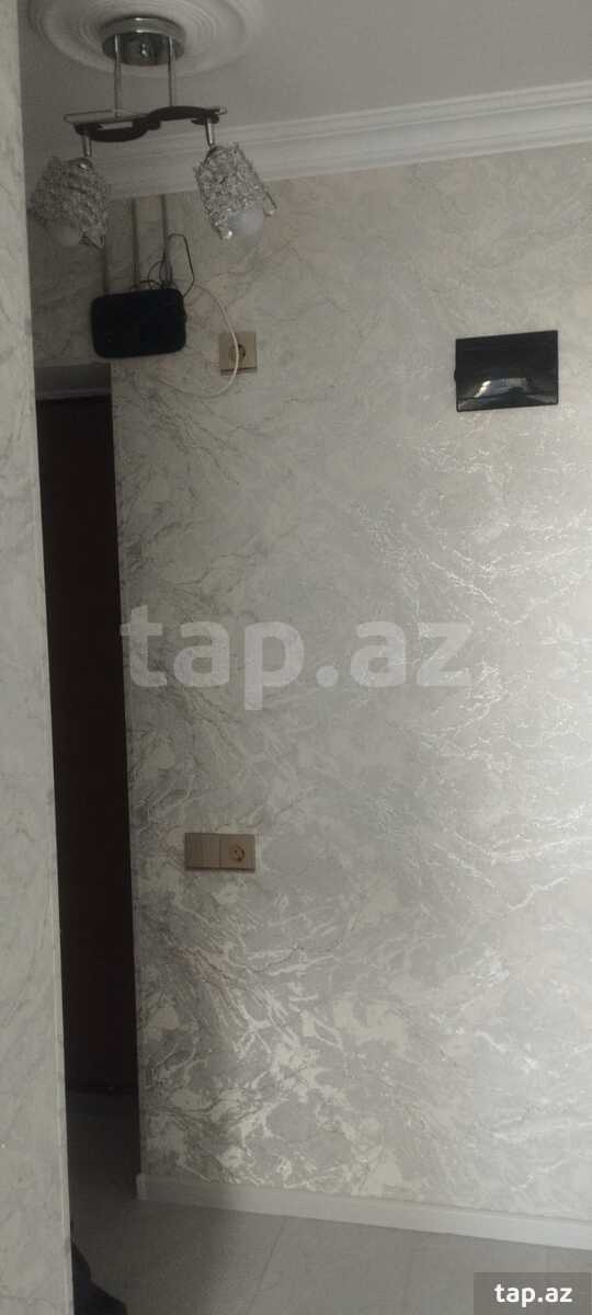 Kirayə verilir 2 otaqlı mənzil 68 m²