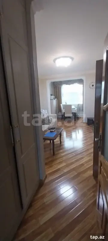 Satılır 3 otaqlı mənzil 76 m²