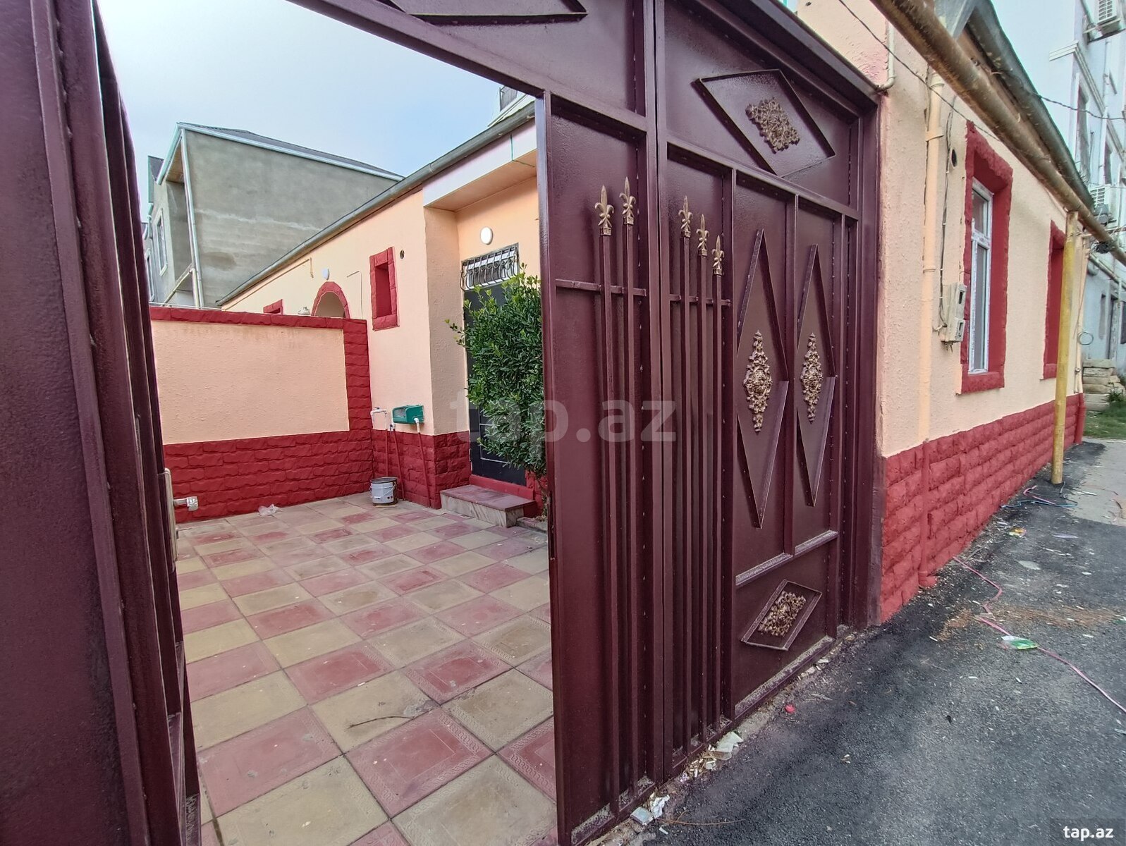 Satılır 3 otaqlı həyət evi 70 m²