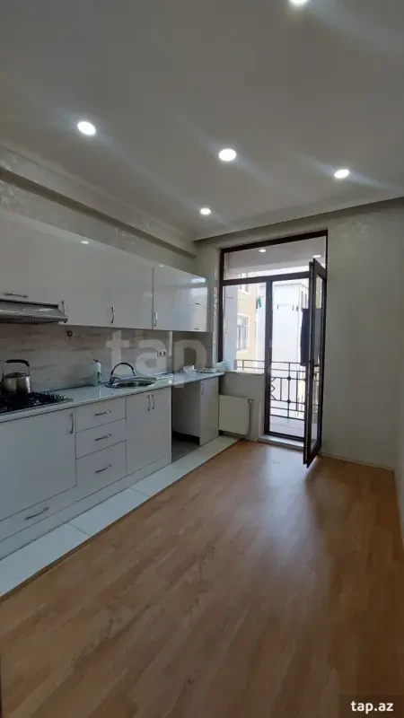 Satılır 3 otaqlı yeni tikili 68 m²
